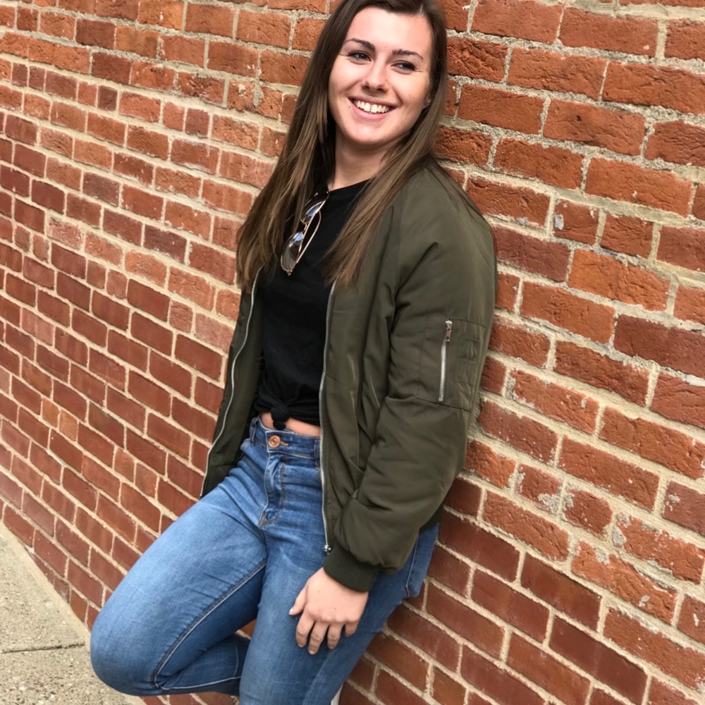 Meet your Posher, Katelynn